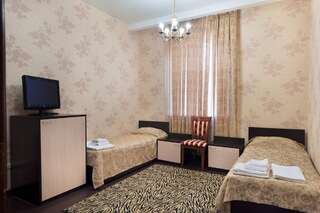 Гостиничный комплекс Франт Отель на Жукова Волгоград Стандартный двухместный номер с 2 отдельными кроватями-1